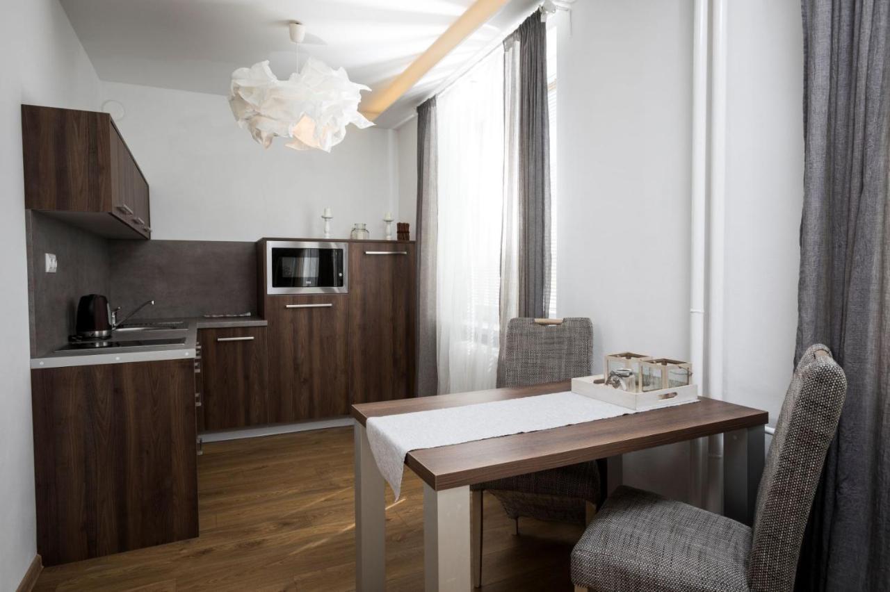 Sting Apartmany Trinec Exterior foto